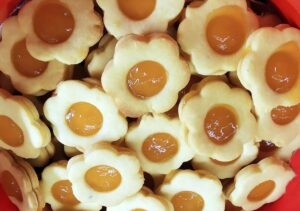 Bögrés linzer egyszerűen bogre-linzer-egyszeruen